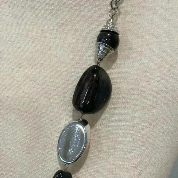 Necklace - Picture 3 of 5